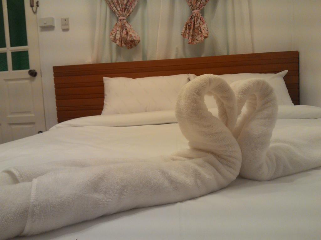 מלון פרה נאקון סי איוטאיה Baan Luang Harn מראה חיצוני תמונה